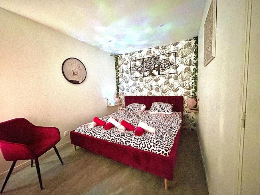 La Foret Enchantee, Centre Ville Pont-Sur-Yonne Esterno foto