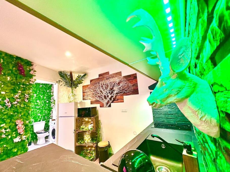 La Foret Enchantee, Centre Ville Pont-Sur-Yonne Esterno foto
